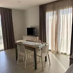 Acquaviva Suites, Pool - View * San Vincenzo