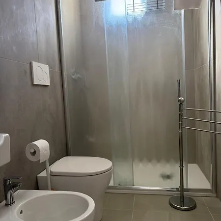 Acquaviva Suites, Pool - View San Vincenzo