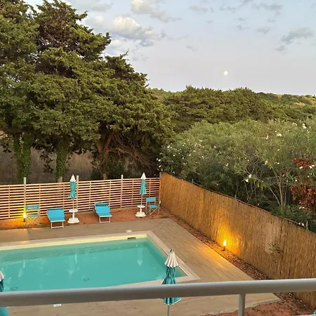 Acquaviva Suites, Pool - View *