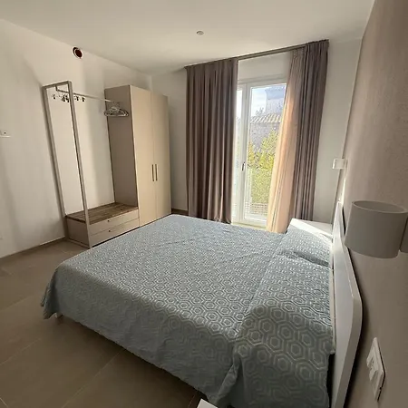 Acquaviva Suites, Pool - View Apartament