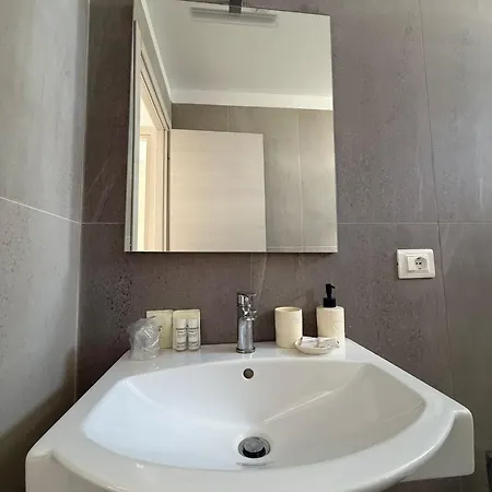 Acquaviva Suites, Pool - View * San Vincenzo
